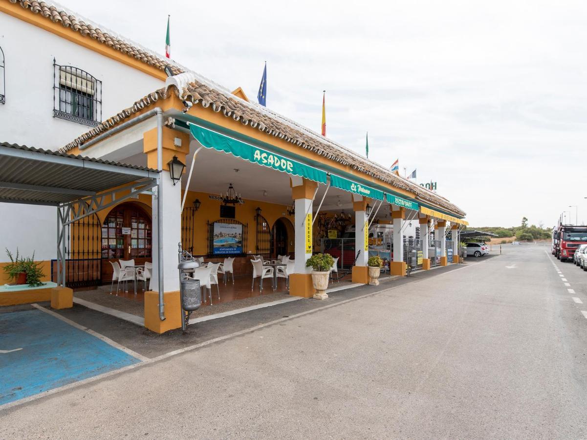 Oyo Hostal El Paisano Утрера Екстериор снимка
